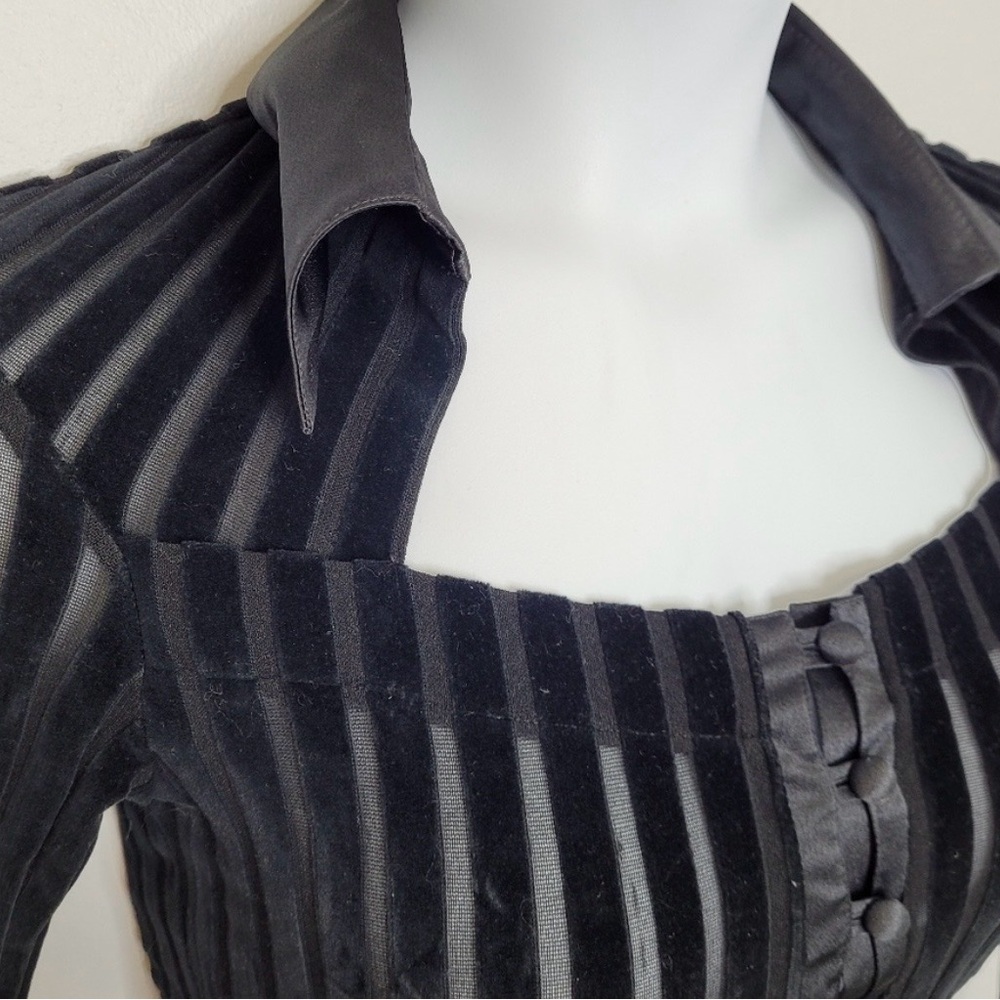 Vintage 80’s Rayure velvet ribbed corset top 
Size 40
